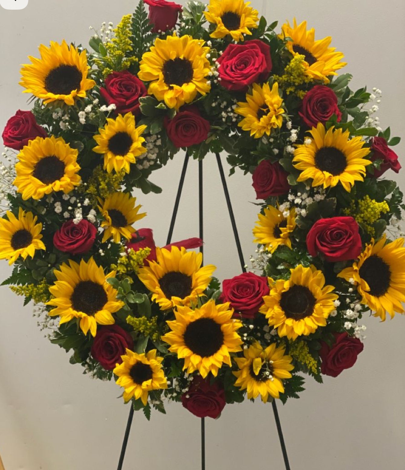 Eternal Sunshine Tribute Wreath
